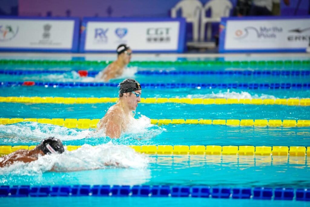 Золото принёс Казахстану Адильбек Мусин на ЧА по плаванию