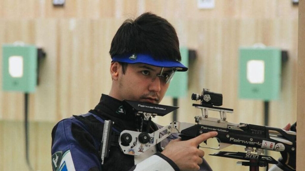 Золотую медаль на чемпионате Азии завоевал стрелок Ислам Сатпаев