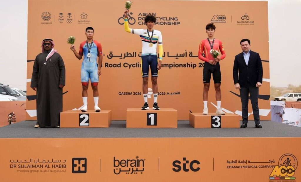 Казахстанец выиграл золото на Чемпионате Азии по велоспорту