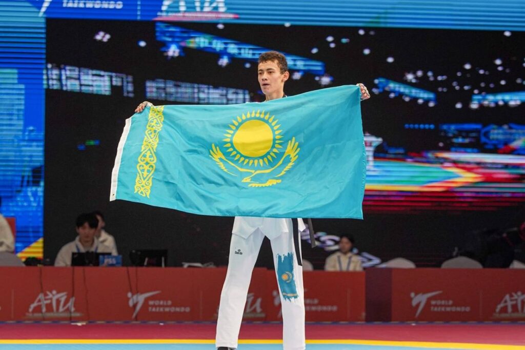 Бронзовую медаль завоевал казахстанец на чемпионате Азии по таеквондо в Монголии
