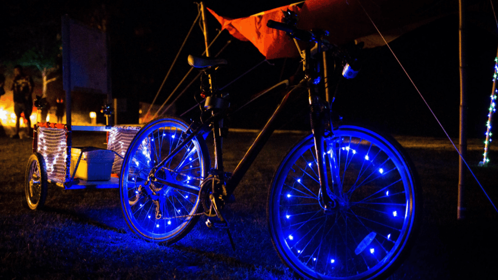 В Алматы состоится бесплатный ночной велопробег Almaty Glow Ride